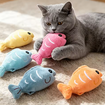 猫用　魚型噛むおもちゃ